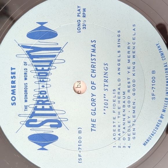 101 Strings Christmas Moods Vinyl Record With Green Cover - Picture 4 of 6